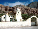 4 adobe chapel in northern argentina 800