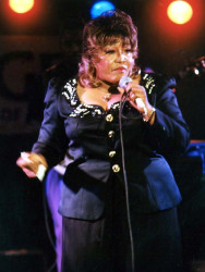 denise lasalle 800