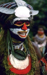 22 Friendly Smiling Faces 800