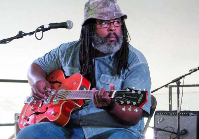 Alvin Youngblood Hart