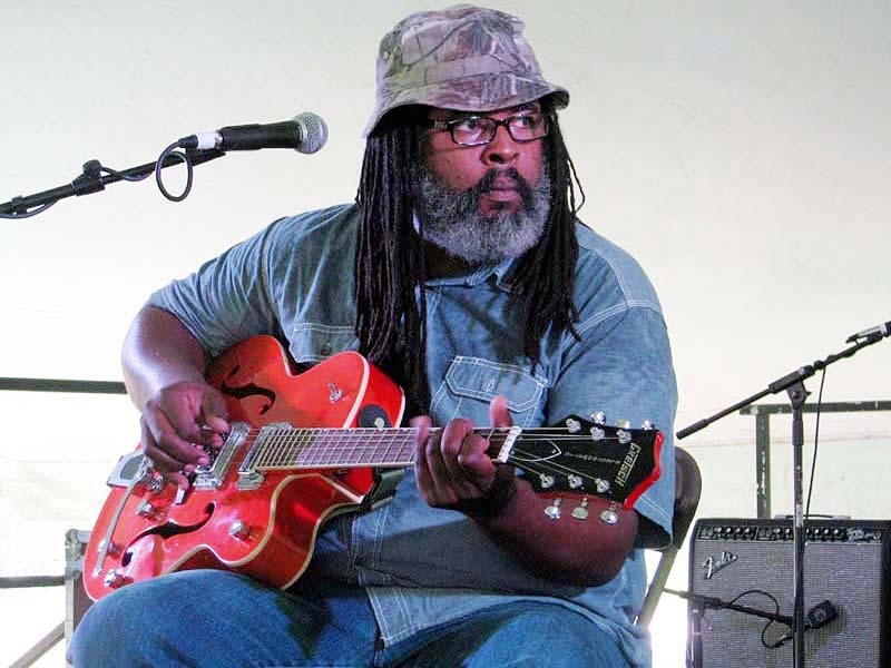 alvin youngblood hart