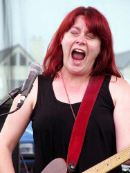 carolyn wonderland  3 