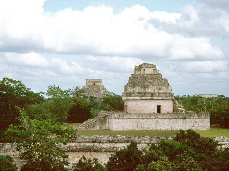 7 maya temple with pyramid in the background at tulum