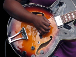 ruthie foster s new guitar