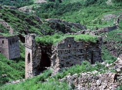 45 the mountain appears to be winningaa